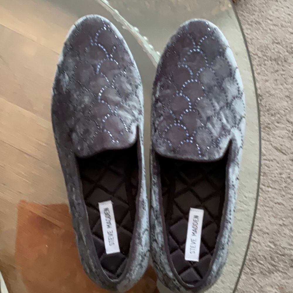 Classic Steve Madden design